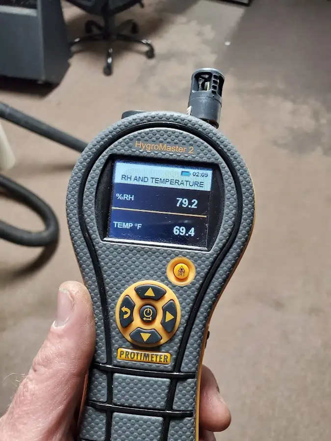 Moisture meter humidity assessment for Mold Remediation & Removal in Niagara Falls